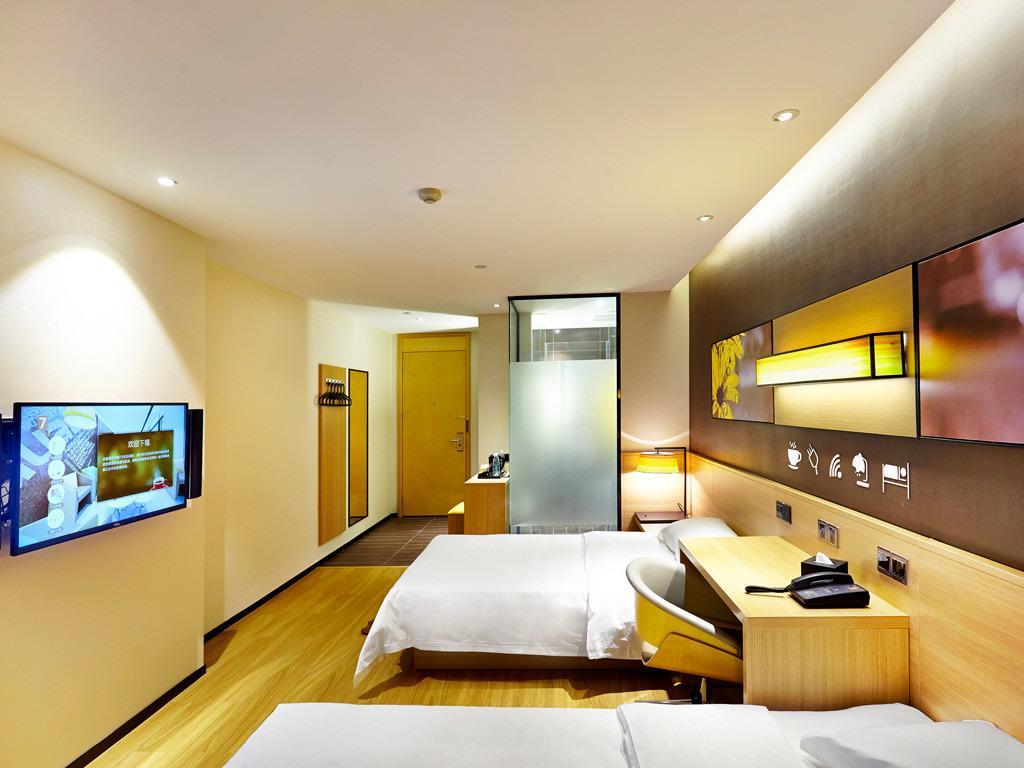 7Days Premium Chongqin Jiangbei International Airport Hub Station Hotel Chongqing Exterior photo