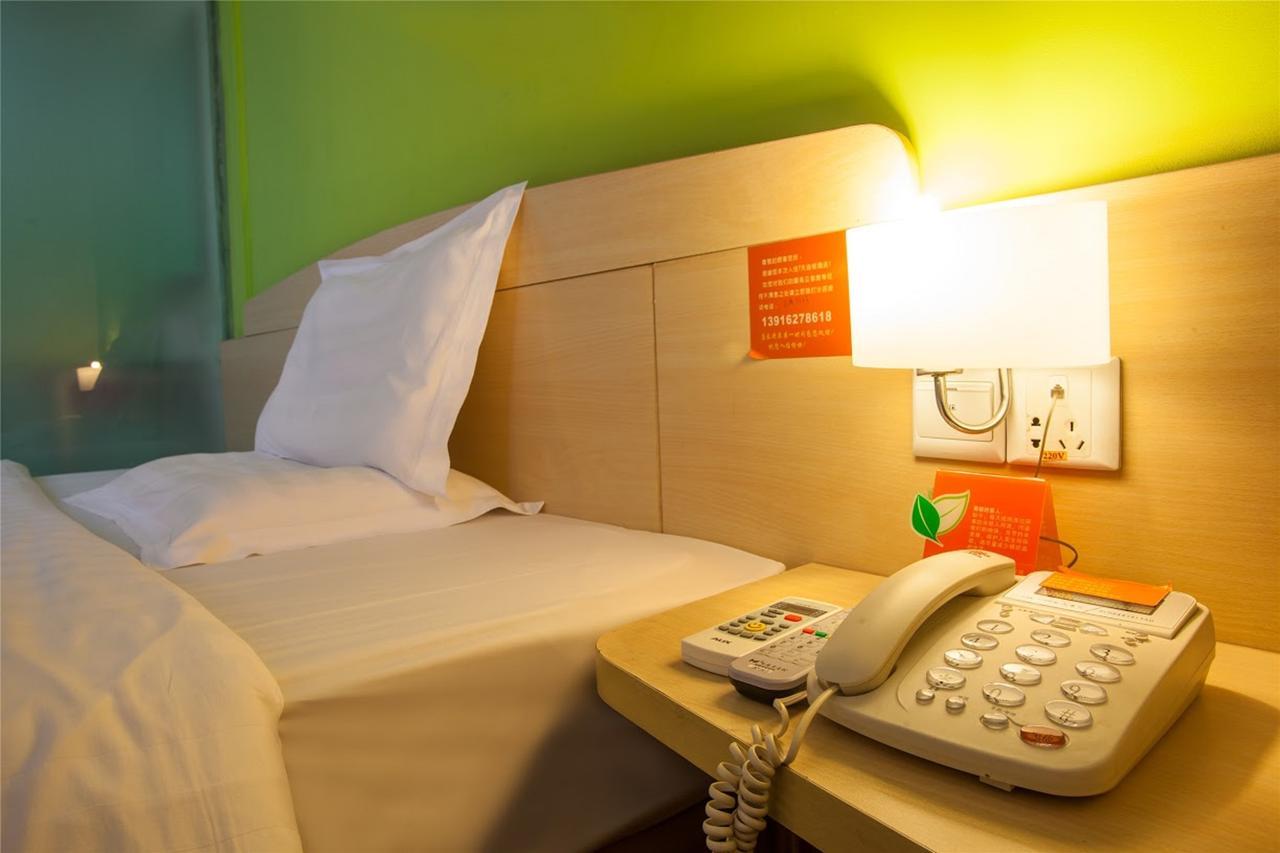 7Days Premium Chongqin Jiangbei International Airport Hub Station Hotel Chongqing Exterior photo